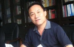 王晓白：“拐点论”之我见