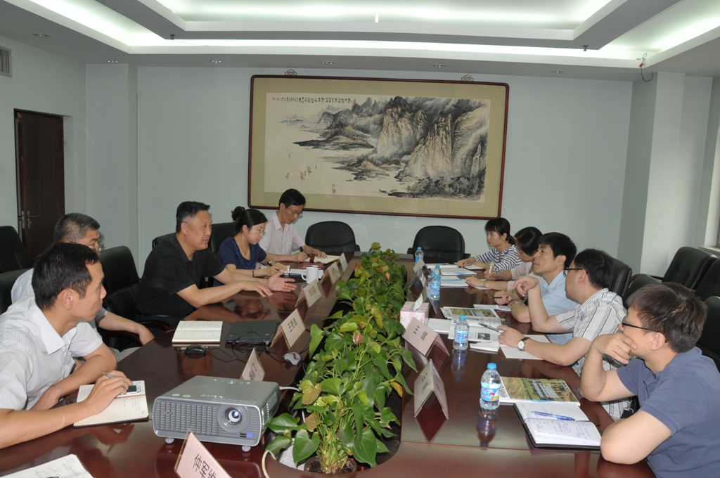机电商会领导与驻俄使馆张地公参