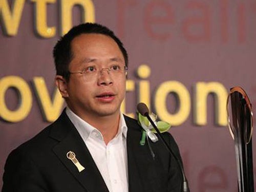 周鸿祎：我跟雷军是朋友，卖情怀