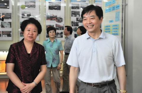 张岱梨到孝感调研商会建设