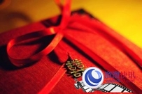 湖北女子结婚收完礼金 先退同学群再拉黑好友